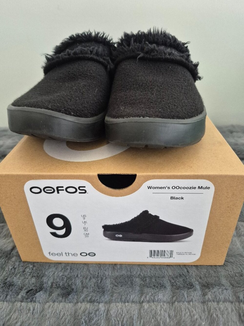 OOFOS OOcoozie Mule Slippers – Black – Women’s Size 9